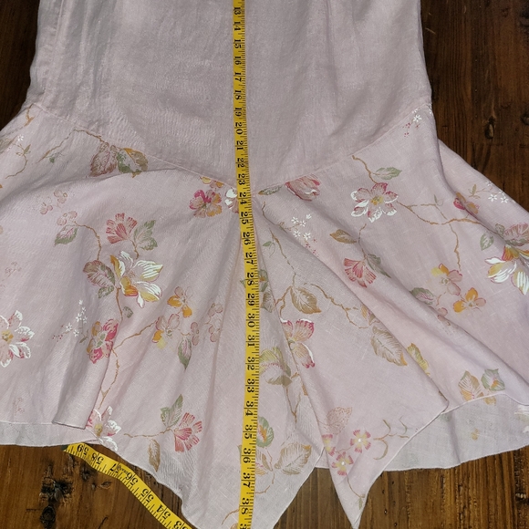 Dress by Christine Damen. - Picture 11 of 13